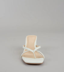 Can’t Talk, Busy Strutting Block Heel Mules
