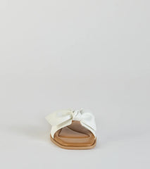 Such A Delight Bow Flat Sandals