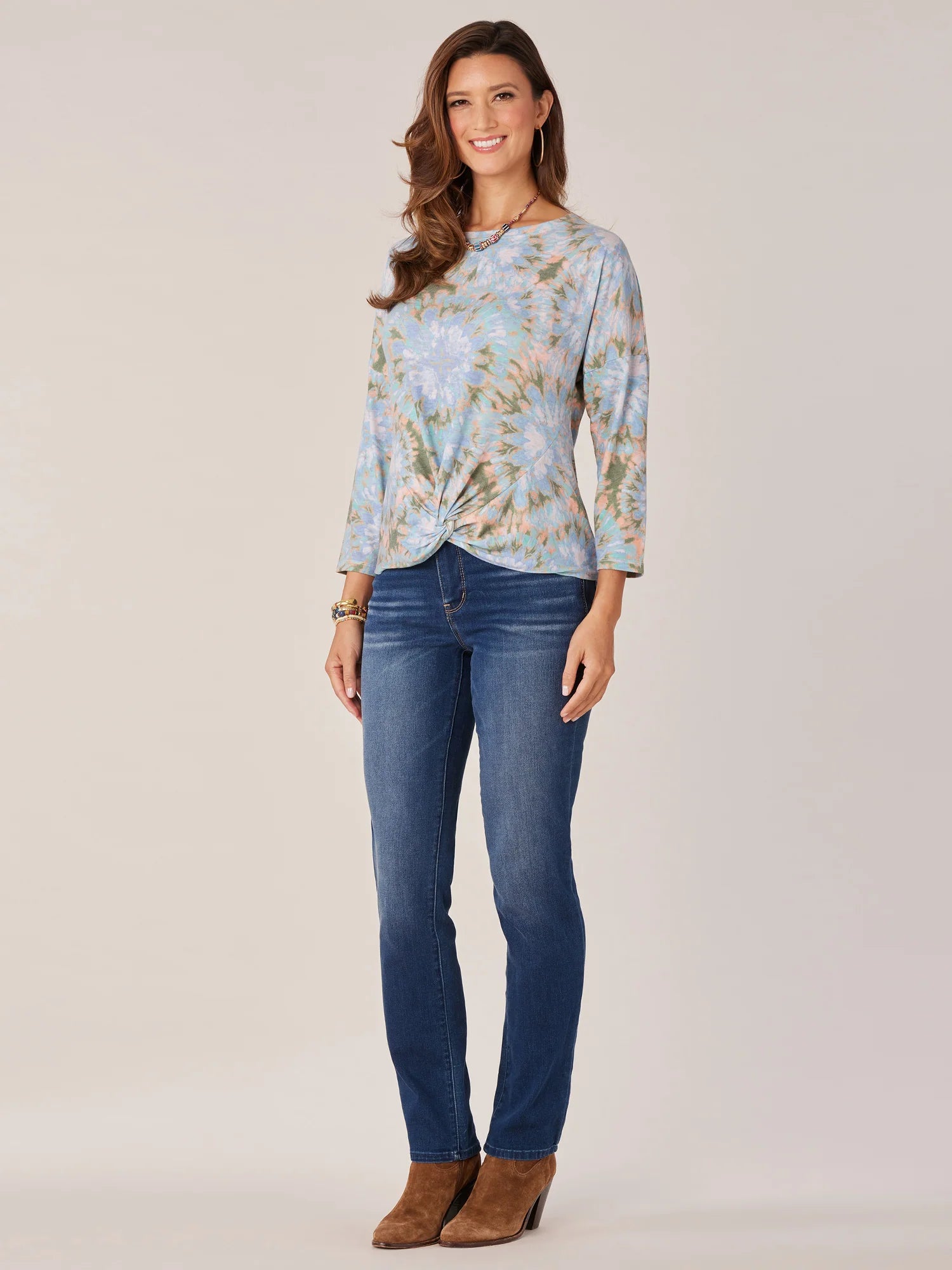Three Quarter Sleeve Scoop Neck Twist Hem Abstract Print Knit Top