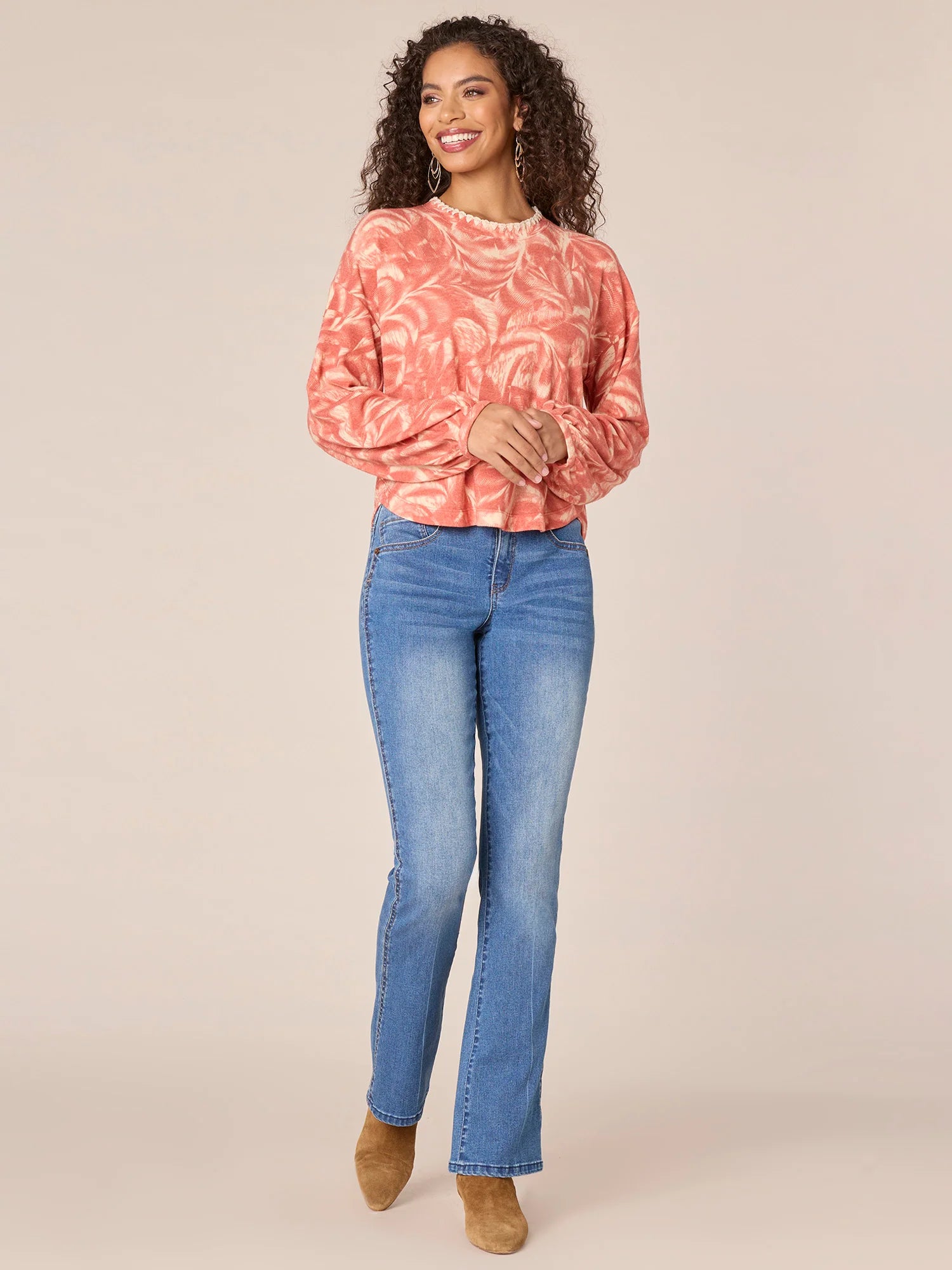 Long Sleeve Embroidered Scoop Neck Printed Hi-Low Knit Top