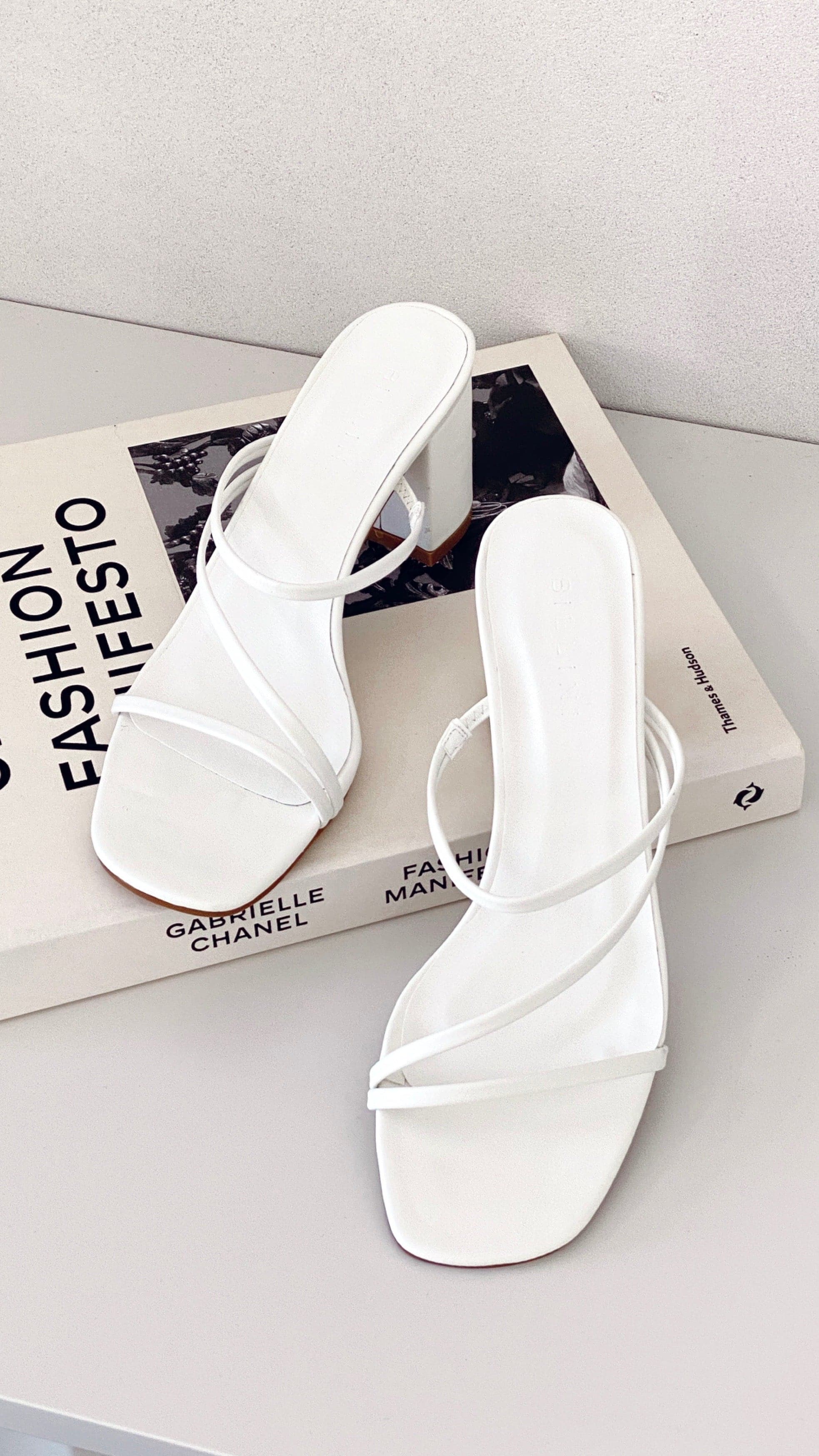 Yazmin Heel - White